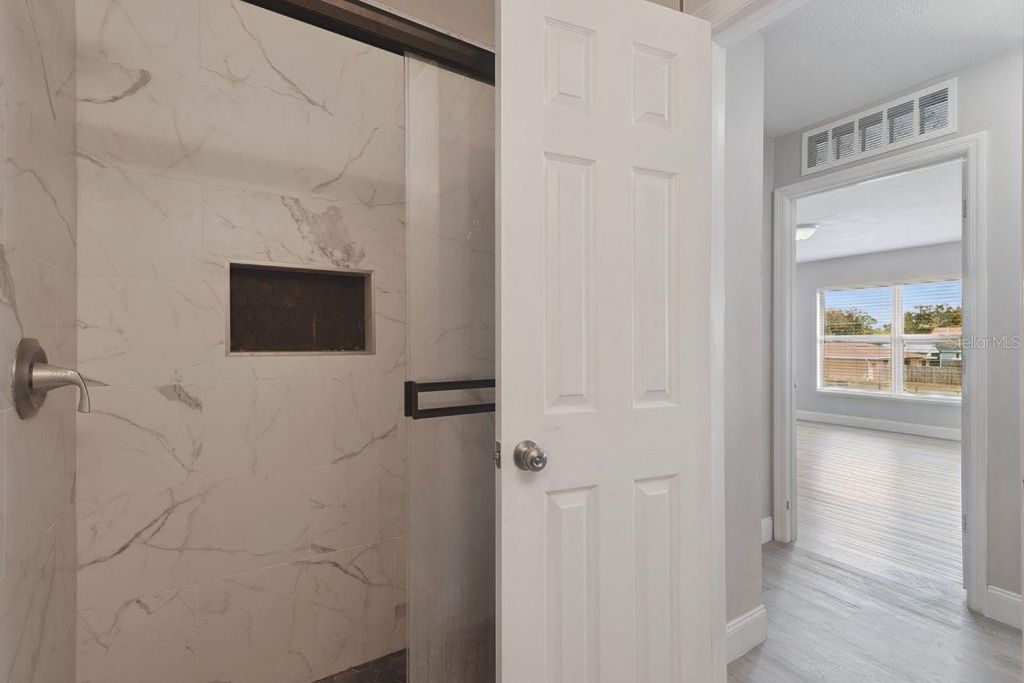 Image 33 of property listing at 2735 HOWLAND BOULEVARD, Deltona, FL 32725