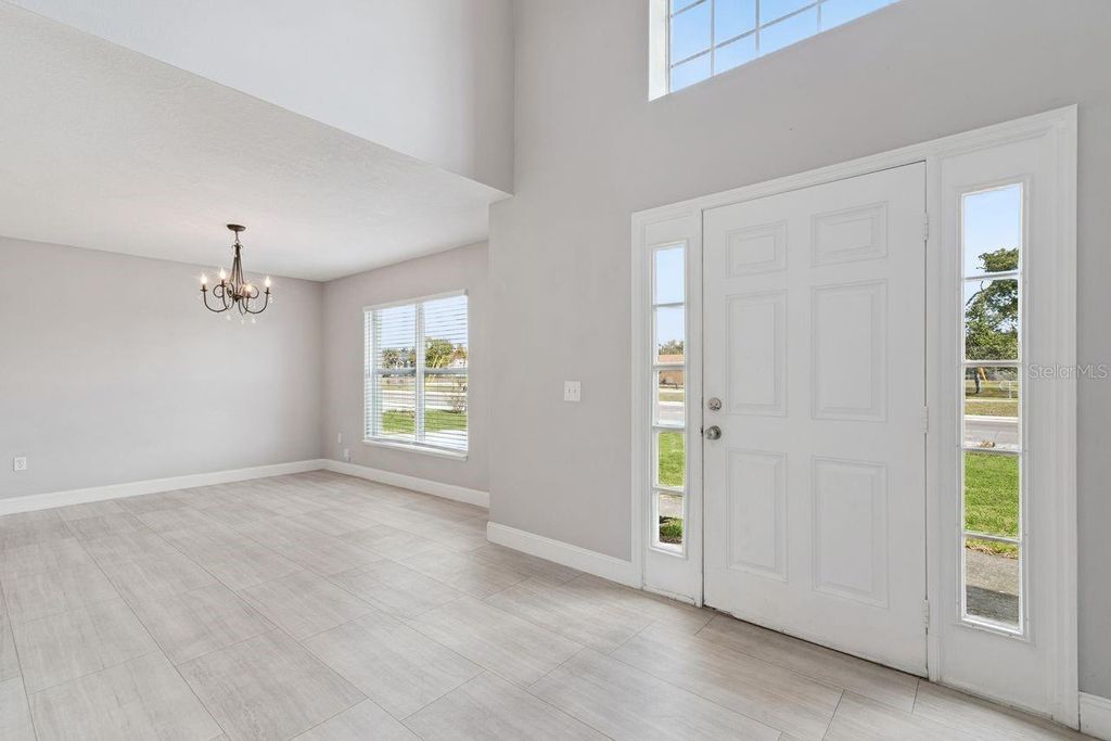 Image 5 of property listing at 2735 HOWLAND BOULEVARD, Deltona, FL 32725