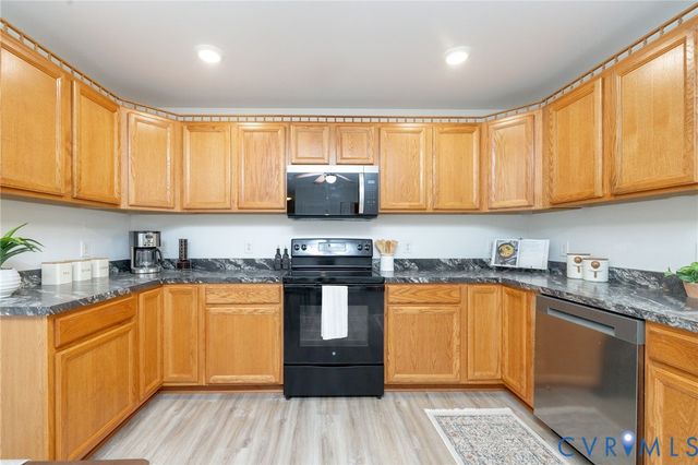 2209 Kiowa Dr, Powhatan, VA 23139