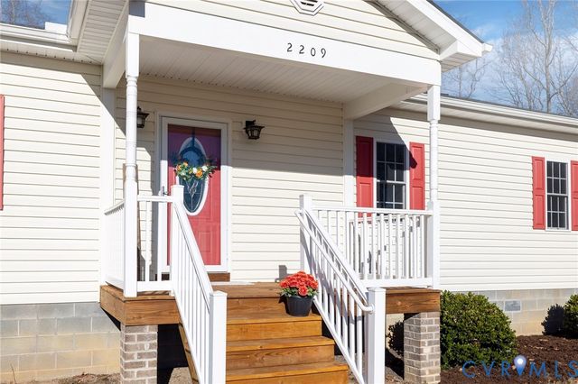 2209 Kiowa Dr, Powhatan, VA 23139