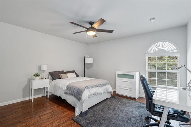 3110 Red River ST C-304, Austin, TX 78705