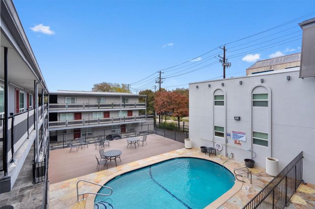 3110 Red River ST C-304, Austin, TX 78705