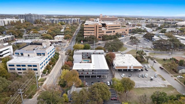 3110 Red River ST C-304, Austin, TX 78705