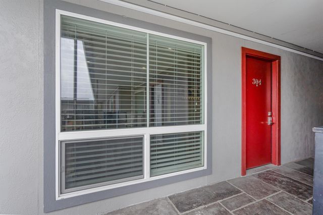 3110 Red River ST C-304, Austin, TX 78705