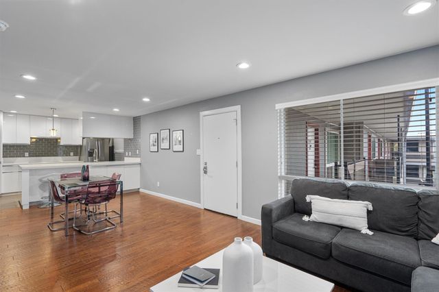 3110 Red River ST C-304, Austin, TX 78705