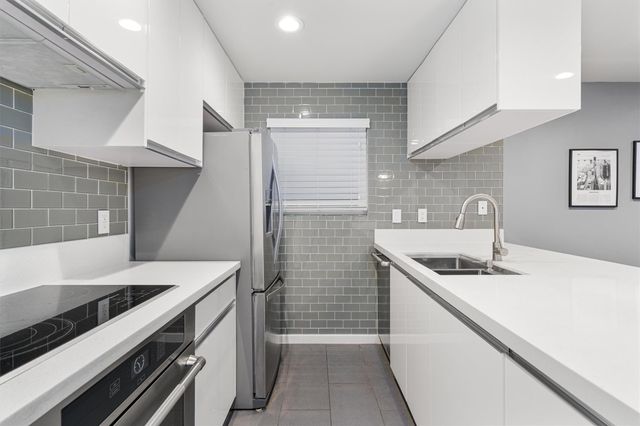 3110 Red River ST C-304, Austin, TX 78705