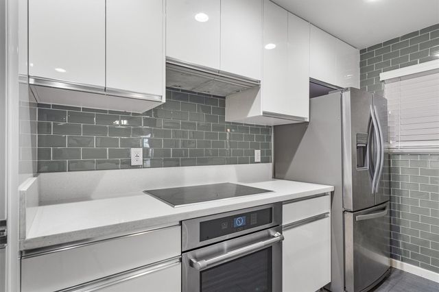 3110 Red River ST C-304, Austin, TX 78705