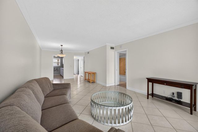 2640 SW 22nd Avenue 1103, Delray Beach, FL 33445