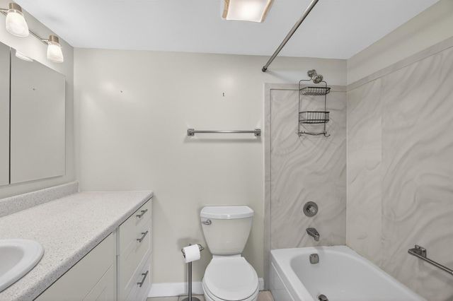 2640 SW 22nd Avenue 1103, Delray Beach, FL 33445