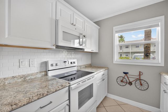 2640 SW 22nd Avenue 1103, Delray Beach, FL 33445
