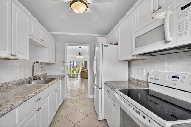 2640 SW 22nd Avenue 1103, Delray Beach, FL 33445