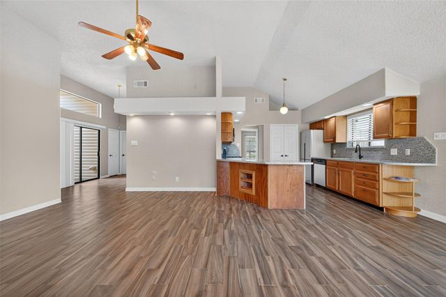 1503 Quail Trace Drive, Missouri City, TX 77489