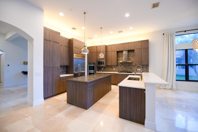 16872 Pavilion Way, Delray Beach, FL 33446