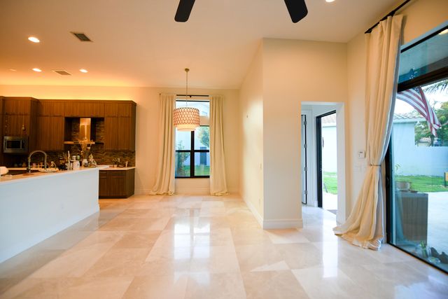 16872 Pavilion Way, Delray Beach, FL 33446