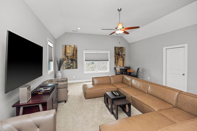 1924 Rhonda Dr, Christiana, TN 37037