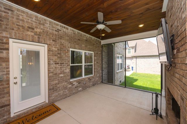 1924 Rhonda Dr, Christiana, TN 37037