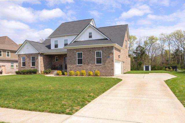 1924 Rhonda Dr, Christiana, TN 37037