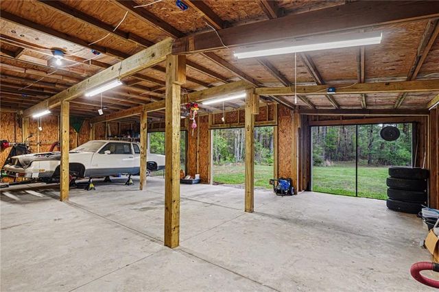 2955 Peeksville Road, Locust Grove, GA 30248