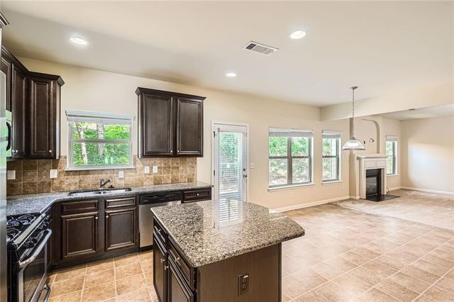 3677 Trillium Forest Drive, Snellville, GA 30039