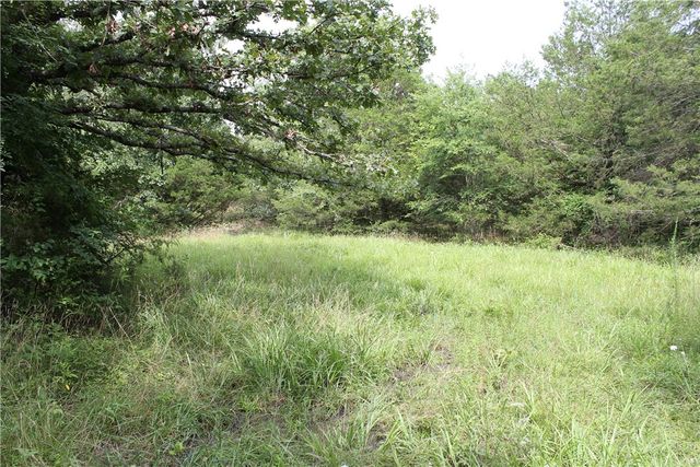 19813 Pug Gayer Road, Fayetteville, AR 72703