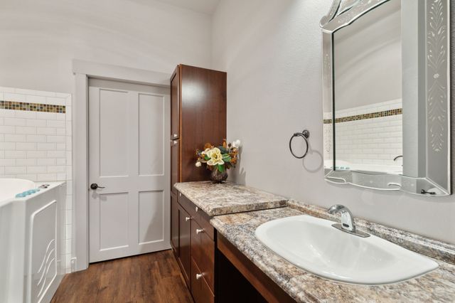 16 Hidden Valley Airpark, Shady Shores, TX 76208