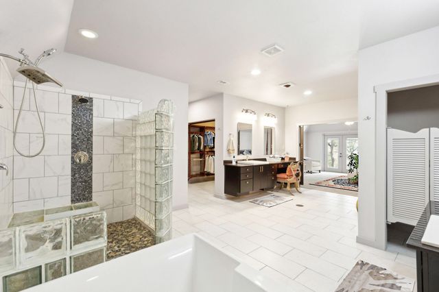 16 Hidden Valley Airpark, Shady Shores, TX 76208