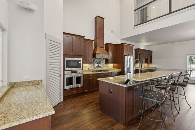 16 Hidden Valley Airpark, Shady Shores, TX 76208
