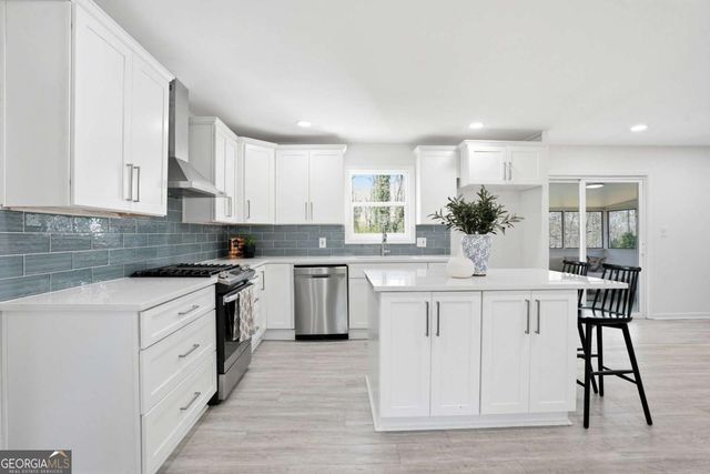 3830 White Haven Drive SE, Smyrna, GA 30082