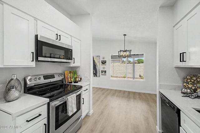 3660 W BLUEFIELD Avenue, Glendale, AZ 85308