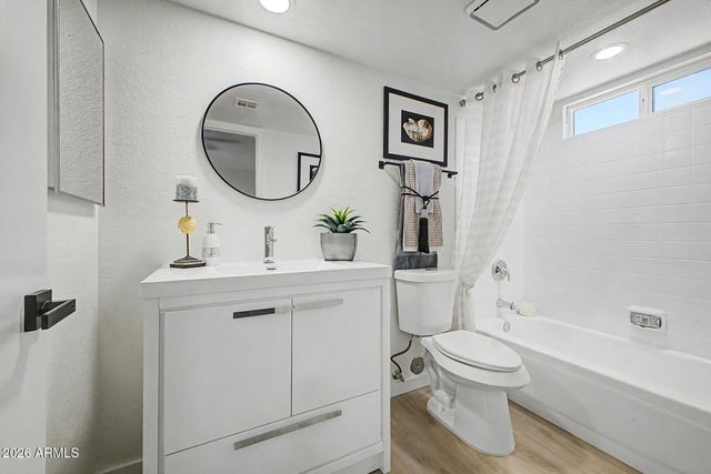 3660 W BLUEFIELD Avenue, Glendale, AZ 85308