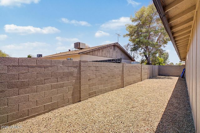 3660 W BLUEFIELD Avenue, Glendale, AZ 85308