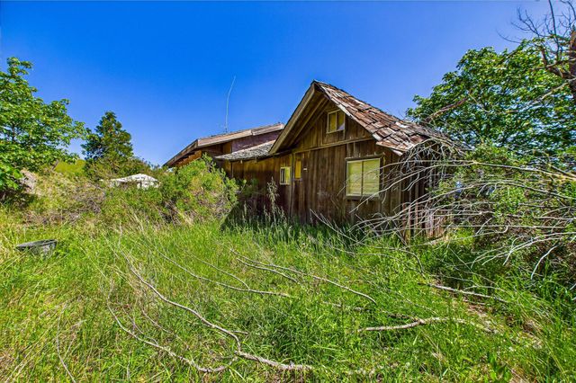 3602 Thomas Road, Miranda, CA 95553