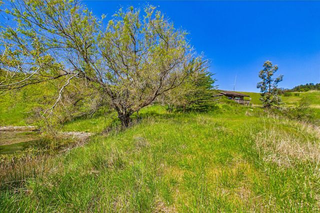 3602 Thomas Road, Miranda, CA 95553