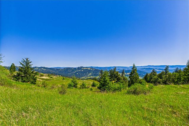 3602 Thomas Road, Miranda, CA 95553