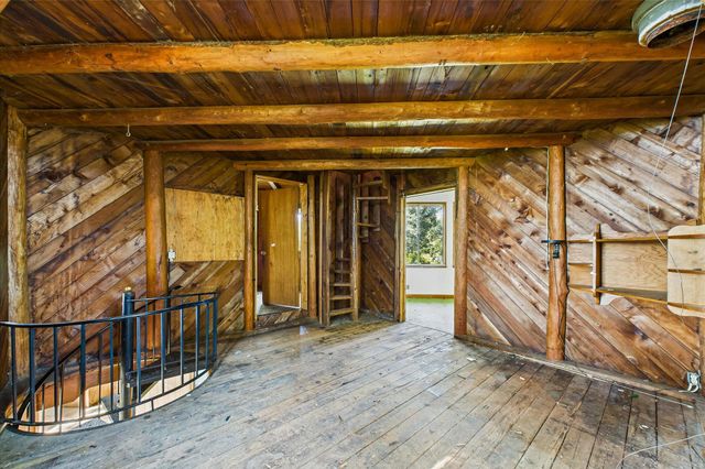 3602 Thomas Road, Miranda, CA 95553