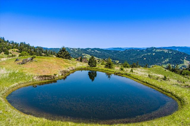 3602 Thomas Road, Miranda, CA 95553