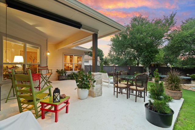 813 Lacey Oak CIR, Marble Falls, TX 78654