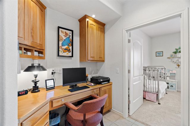 813 Lacey Oak CIR, Marble Falls, TX 78654