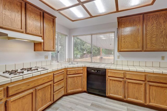 2773 Costa Ct, West Sacramento, CA 95691