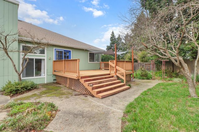 2773 Costa Ct, West Sacramento, CA 95691