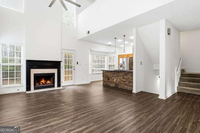 2533 Stonegate Drive NW, Acworth, GA 30101