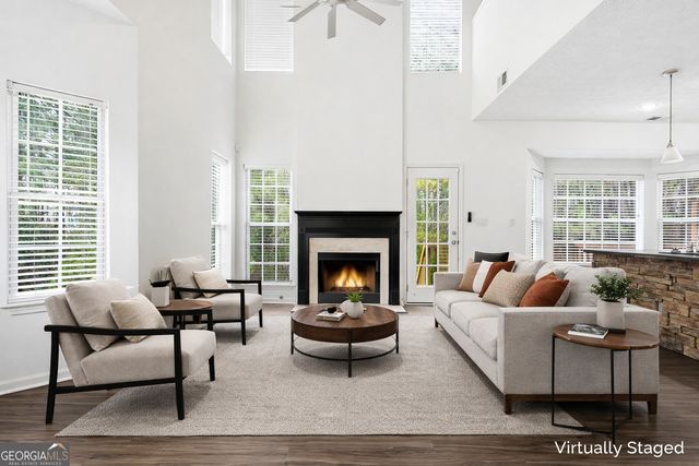 2533 Stonegate Drive NW, Acworth, GA 30101