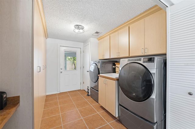 3807 W PALMIRA AVENUE, Tampa, FL 33629