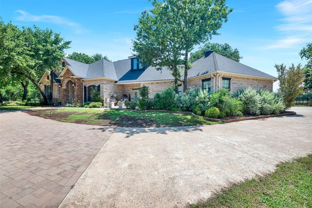 141 Birdie Drive, Lipan, TX 76462