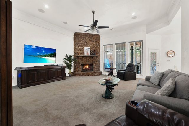 141 Birdie Drive, Lipan, TX 76462