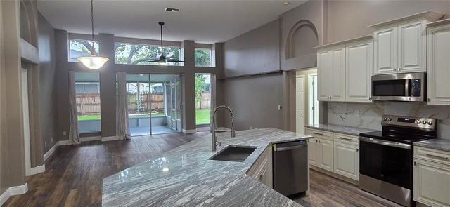 1910 CITRUS ORCHARD WAY, Valrico, FL 33594