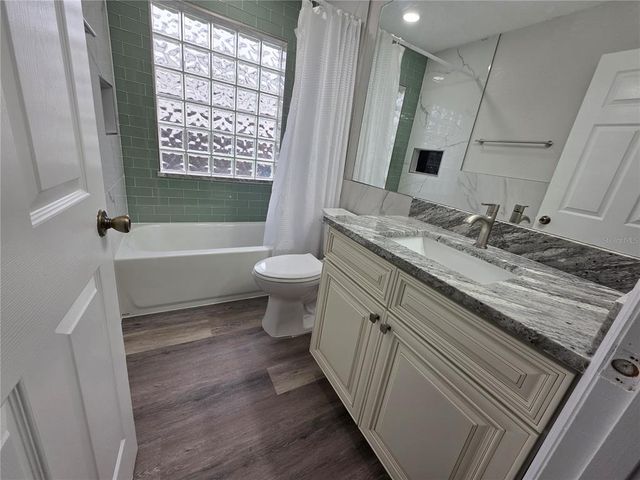 1910 CITRUS ORCHARD WAY, Valrico, FL 33594