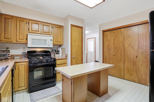4301 E County Road 150 N, Avon, IN 46123
