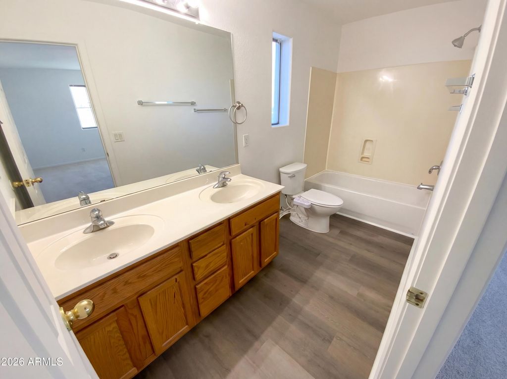 Image 6 of property listing at 17434 W VENTURA Street, Surprise, AZ 85388