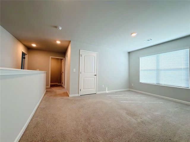 6716 Scarlet Oak Way, Flowery Branch, GA 30542